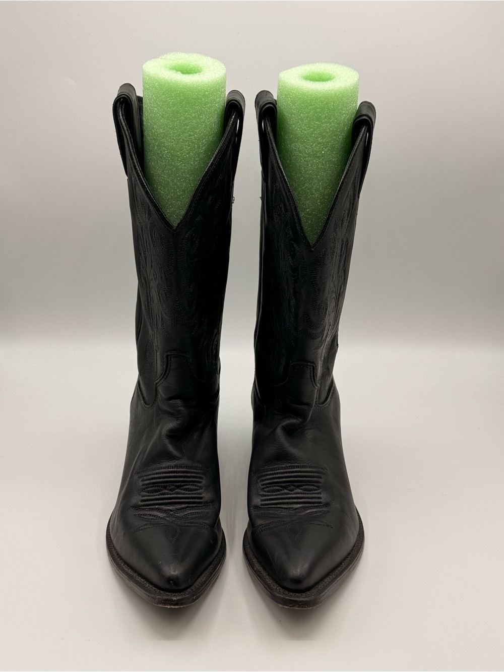 Vintage Justin Black Women's Western Boots - Sleek Pointed Toe